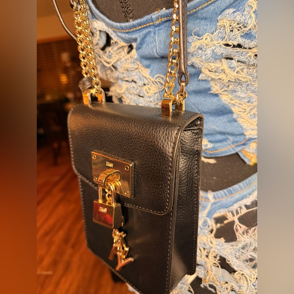 DKNY Elissa North South Crossbody Bag - Picture 5 of 7